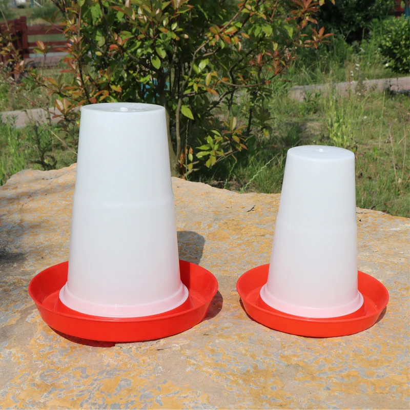 Different Capacity Chicken Bird Quail Pigeon Equipment Plastic Drinker With New Design Slot Type Base Type