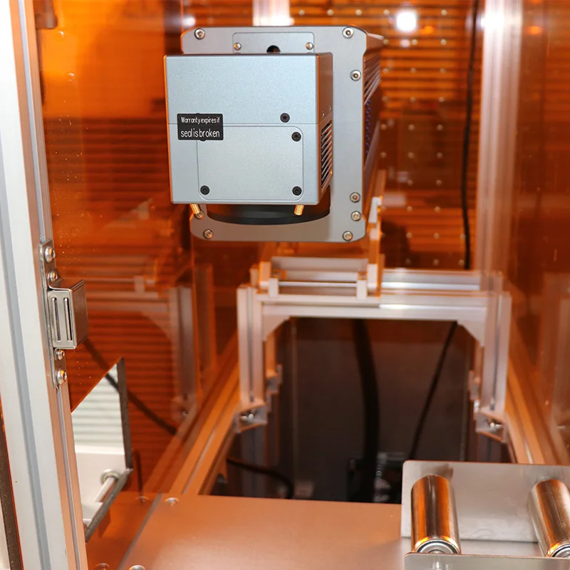 Online CO2 Laser Marking machine for LED light strips and automotive sealant strips Flying CO2 laser marker