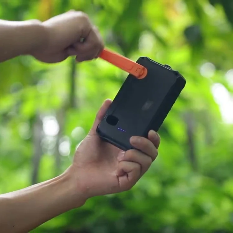 New Premium CE RoHS Hand Crank Dynamo Power Bank Solar Mobile Phone Charger Flashlight