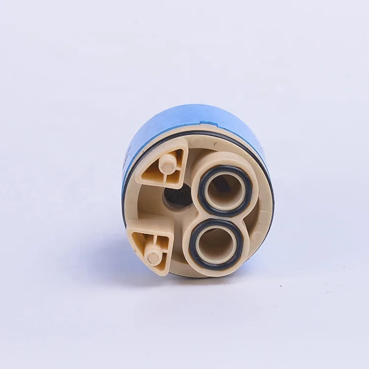 Оптовая продажа с завода латунный рычаг 40 мм дисковый смеситель керамический картридж распределителем