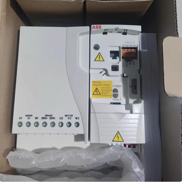 A-B-B ACS355-03E-44A0-4 LV AC Machinery Drive Module ACS355 Series Drive Module 22 kW 44 A