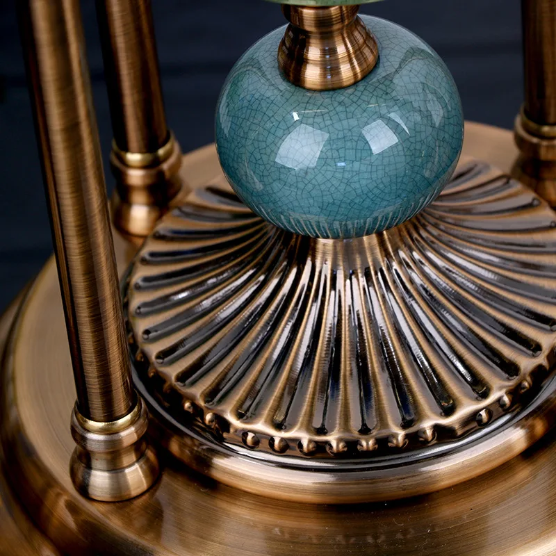 Vintage home decoration accessories luxury home decor decoration pieces boheme table clock and candle holder set