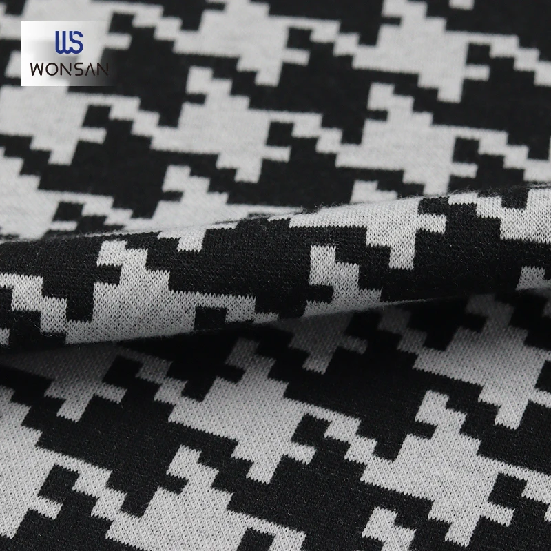 China High Quality Polyester Yarn Dyed Spandex Loungewear Garment Cloth Houndstooth Jacquard Knitted Fabric