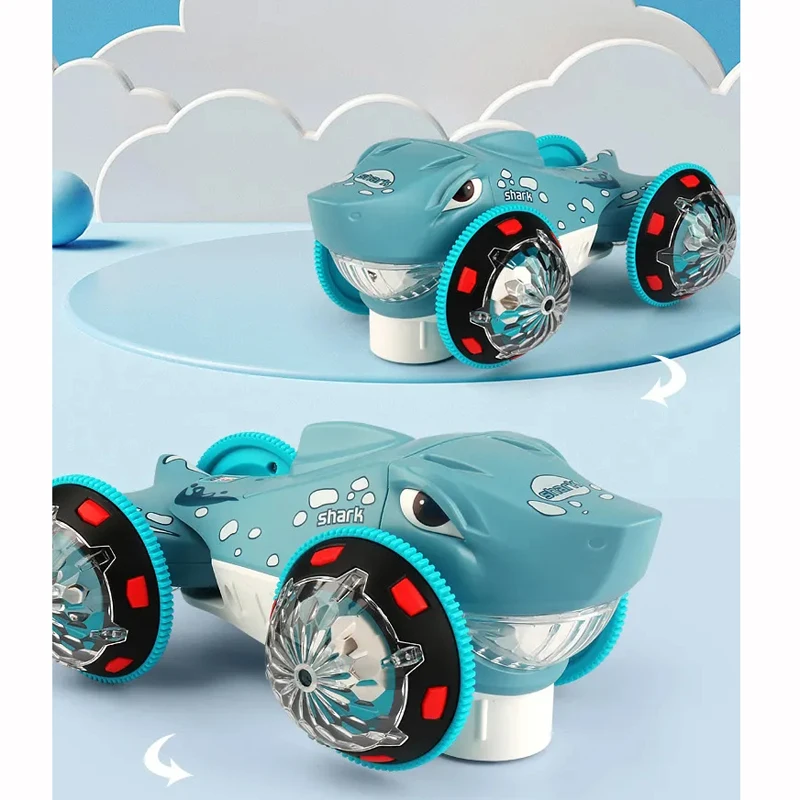 Игрушечный автомобиль на
