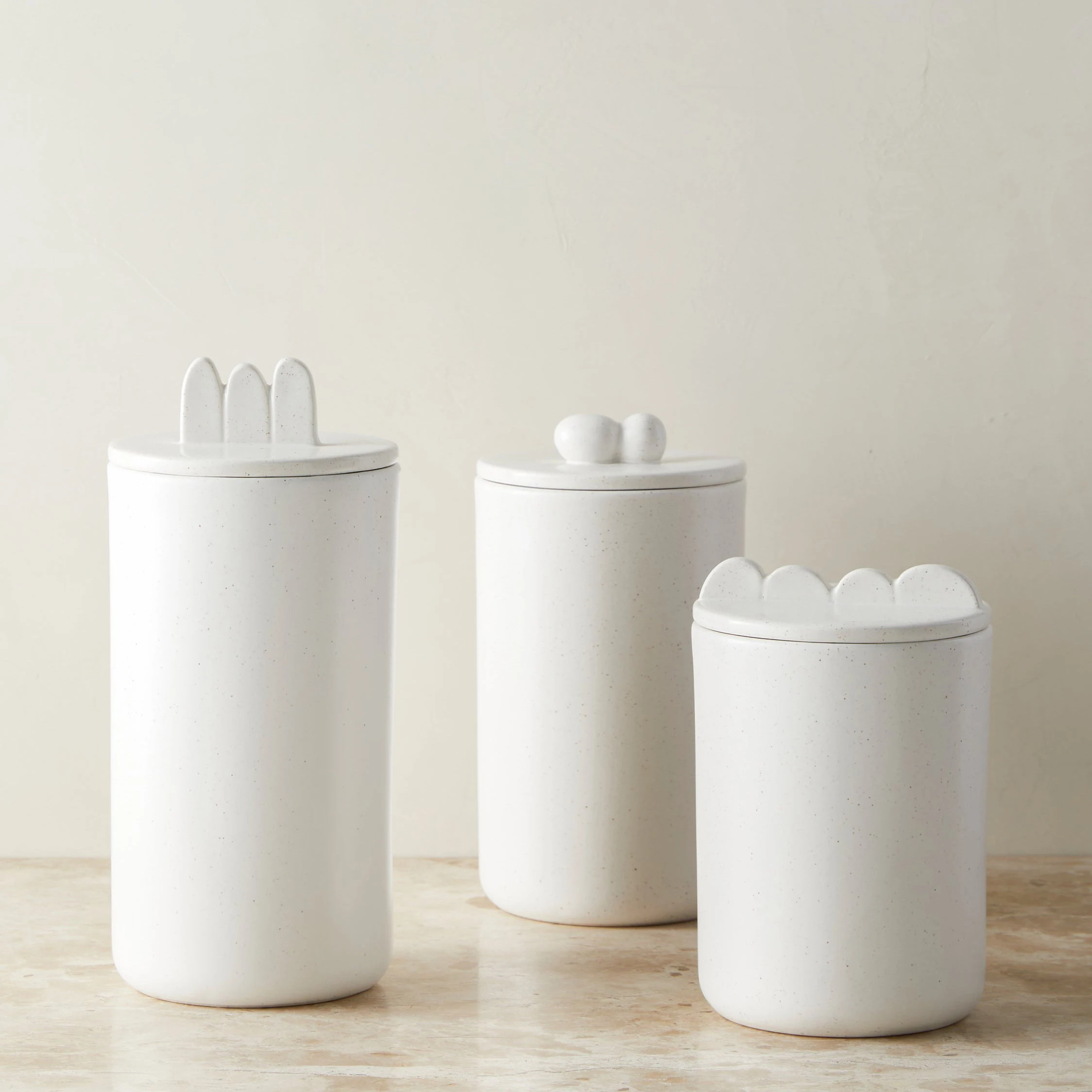 Glamorous flecks glaze matte white stoneware kitchen storage bottles & jars ceramic sugar tea coffee canister with unique lid