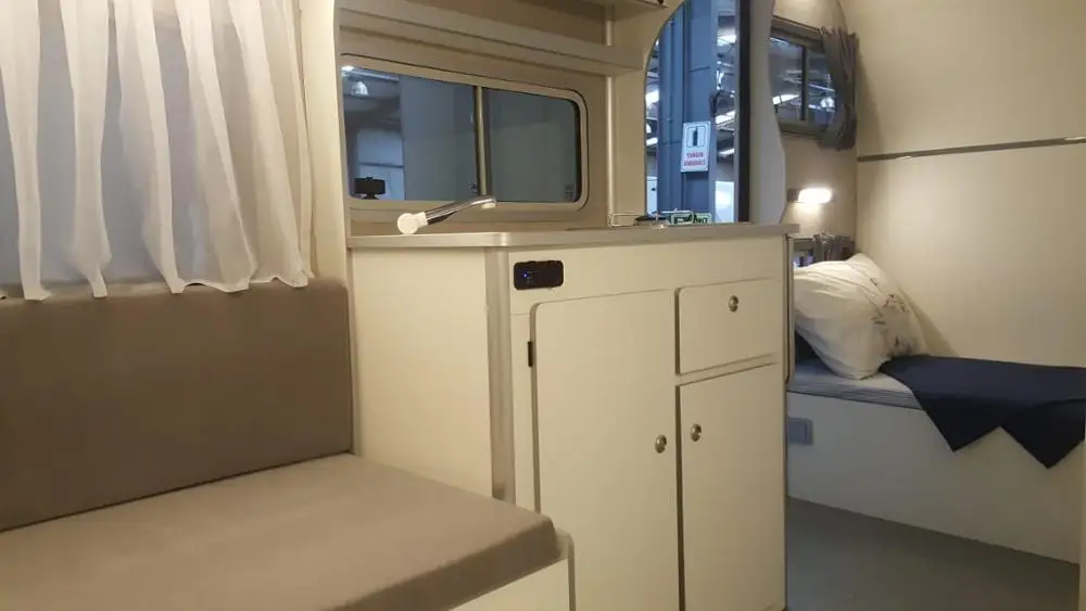 CARETTA UNCLE RV CAMPER 750 KG FAMILY CARAVAN