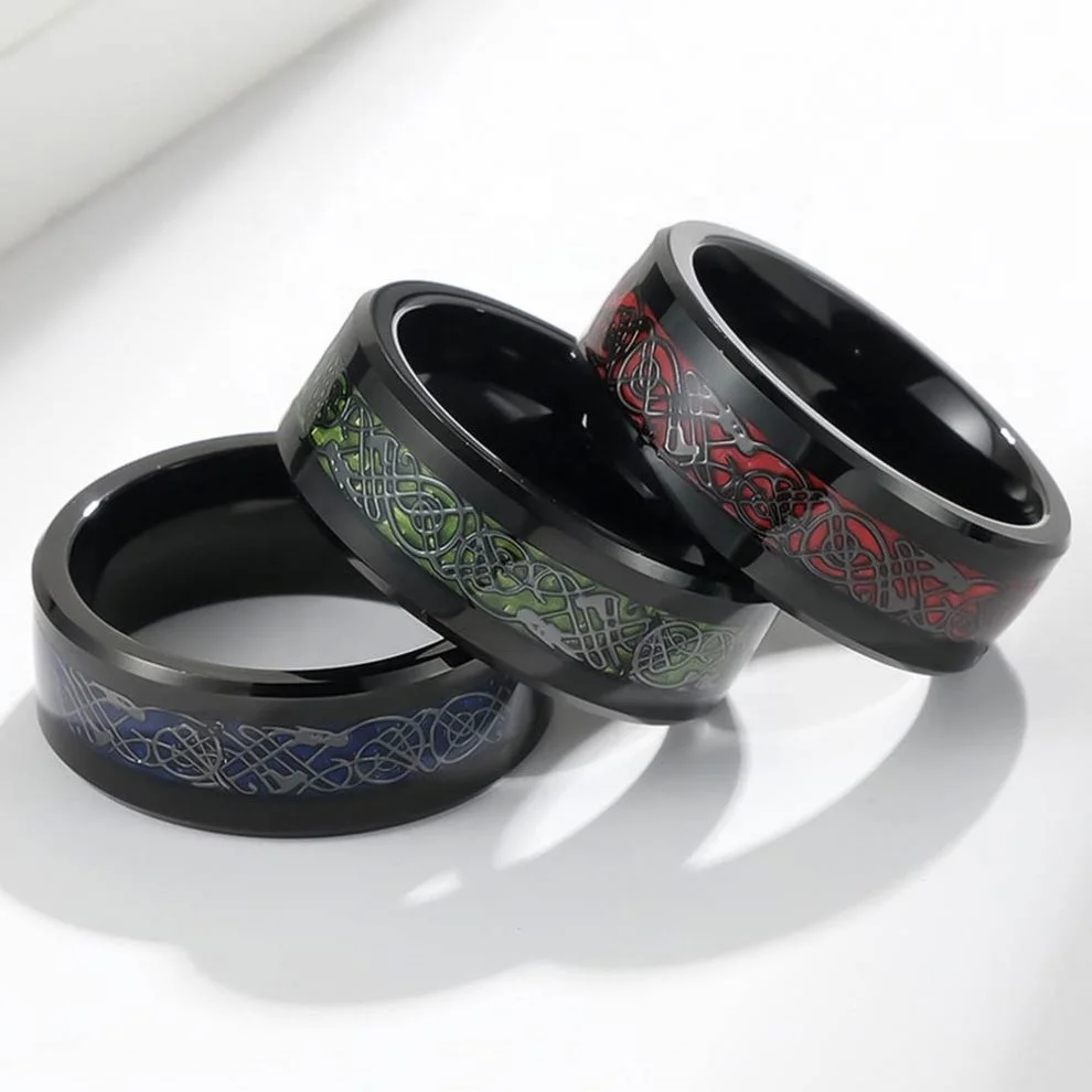 Custom Logo Name Size Fashion Jewelry Fashion Retro  Carbon Fiber  Dragon Ring Tungsten Steel Carbon Fiber Dragon Ring For Men