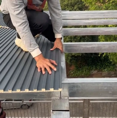 Roof Sandwich Panels Great Wall Tile Polystyrene Wall And Roof Waterproof Aluminum alloy Profiles Interior Corrugated Roofing