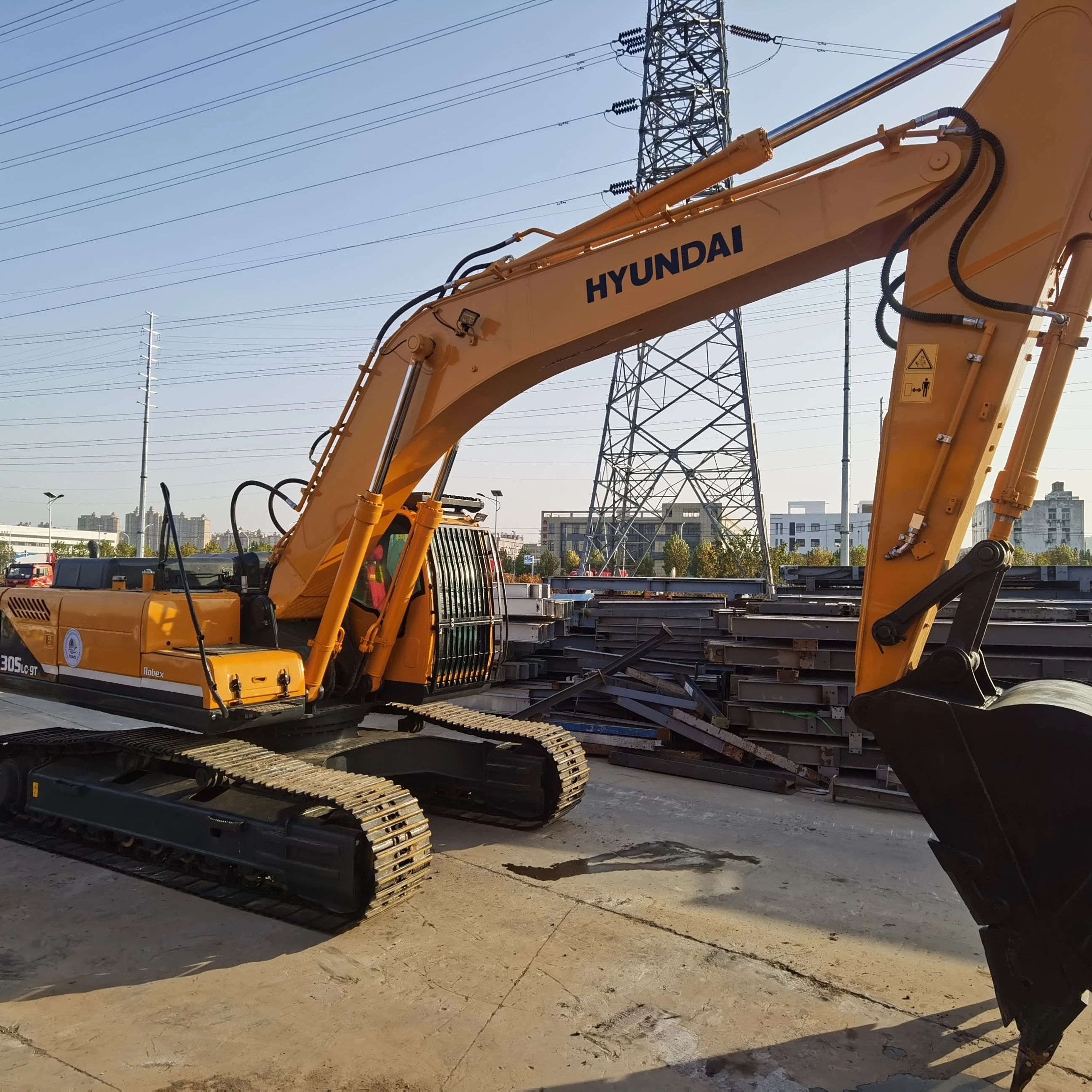 Hydraulic HYUNDAI R305LC-9T 305 Low Price Used Machinery 210W - 9 305 LC 9T 225L 2 Used Excavator Machine Original