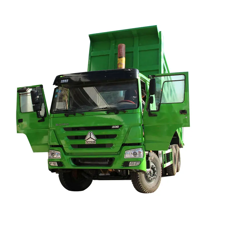 Selling second-hand Haowo dump trucks at a low price