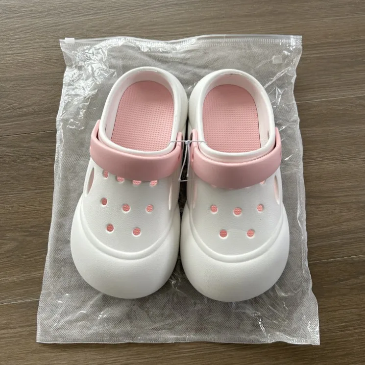 Removable Hole Shoes Women Wear Anti-skid Thick-soled Heightened Fashionable Sandals Slippers for Girl