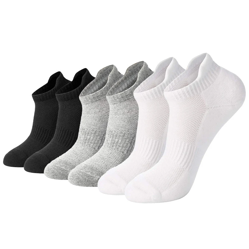 New Design Custom Logo Four Season Fashion Socks Waist Embroidered Sports Men Socks wholesale designer socks