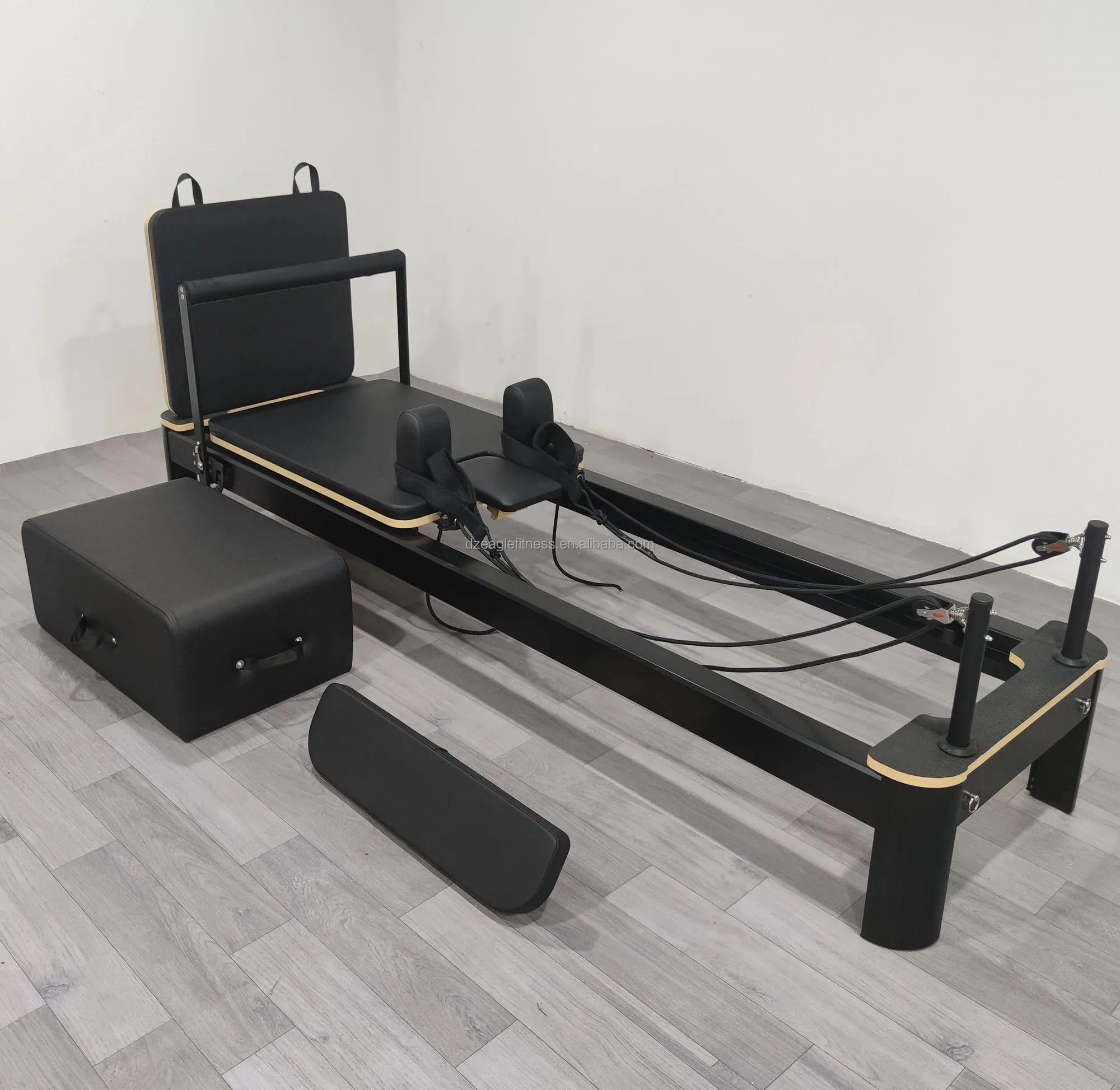 factory direct sale fitness sports gym aluminum alloy core bed portable pilates reformer