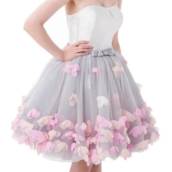 2020 Hot Sale   Romantic Handmade Petals Dress Short or Tail Bride wedding dress