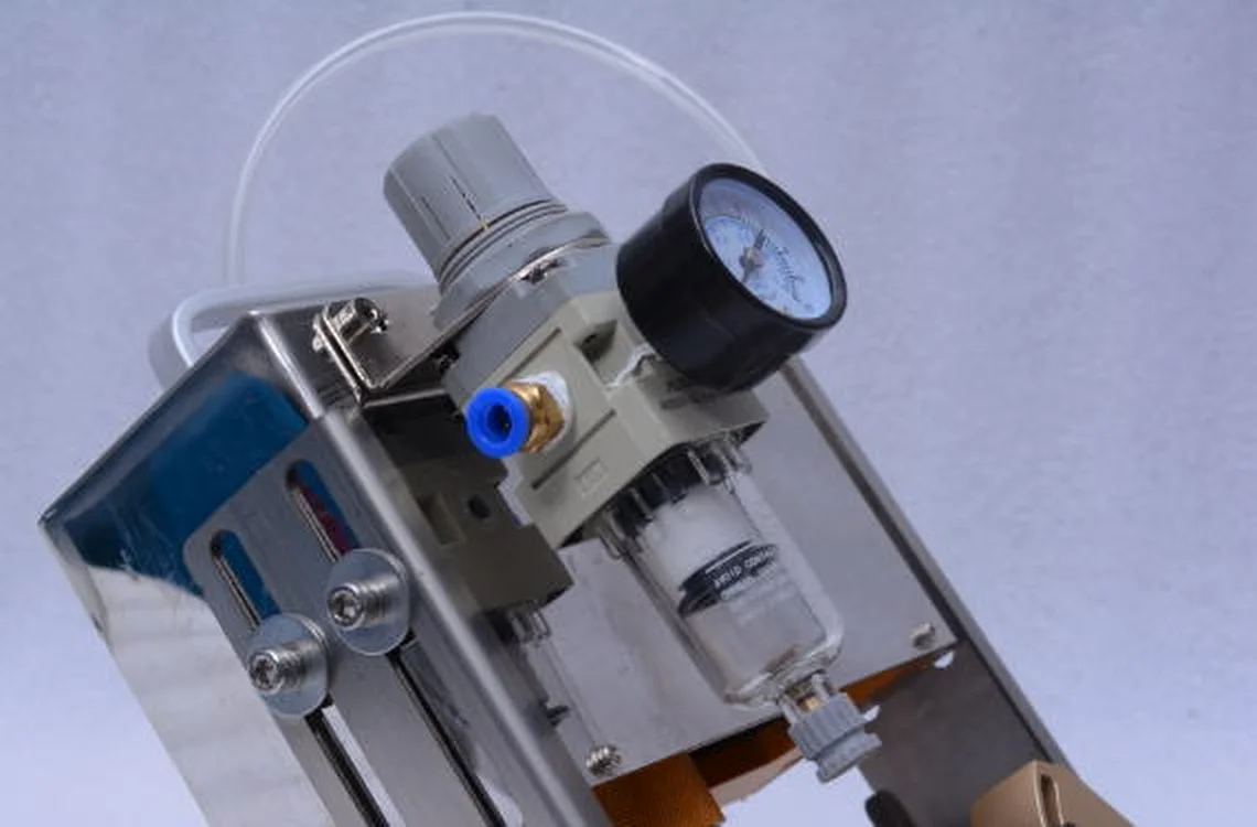 Car VIN Engine Engraving Machine dot peen machine deep depth for Cylinder metal marking machine coding marking gas tank engraver