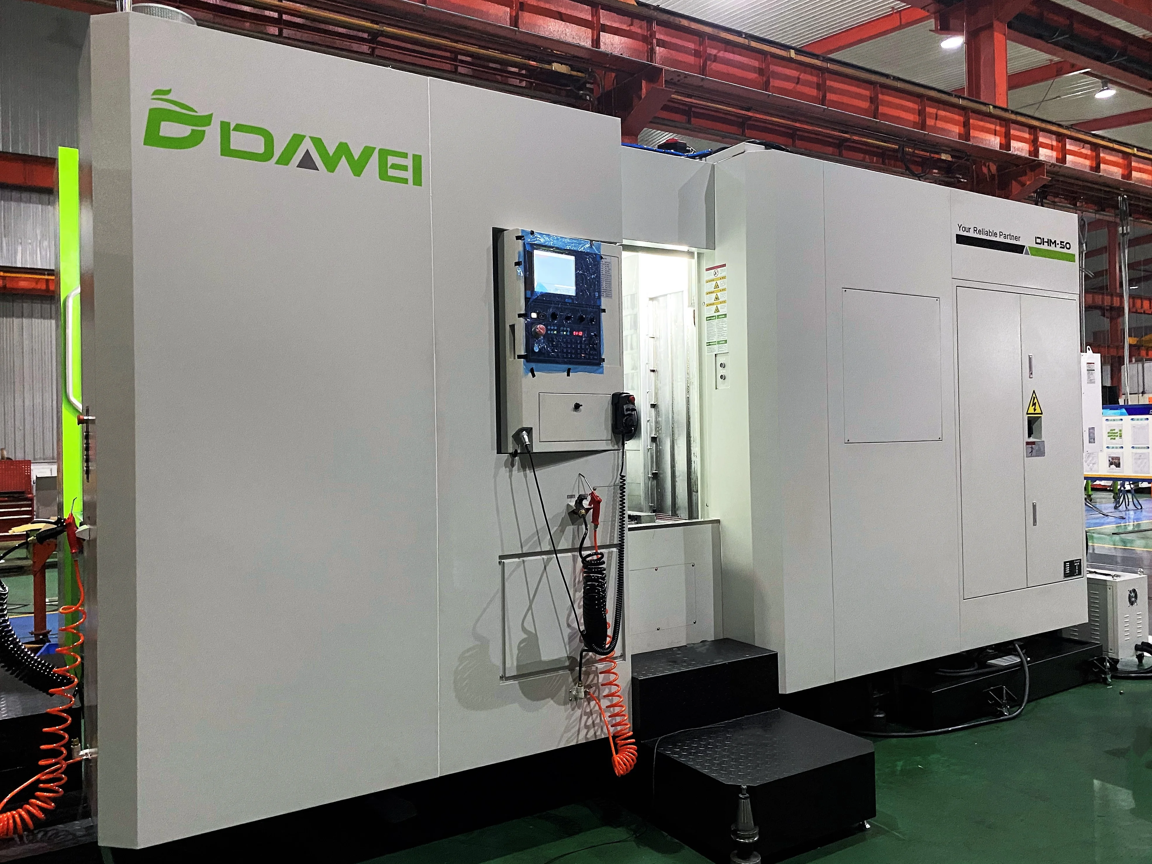 DHM50 обновления внешний вид 4 оси горизонтальный многоцелевой станок с ЧПУ фрезерный станок с ЧПУ обрабатывающий центр с ЧПУ