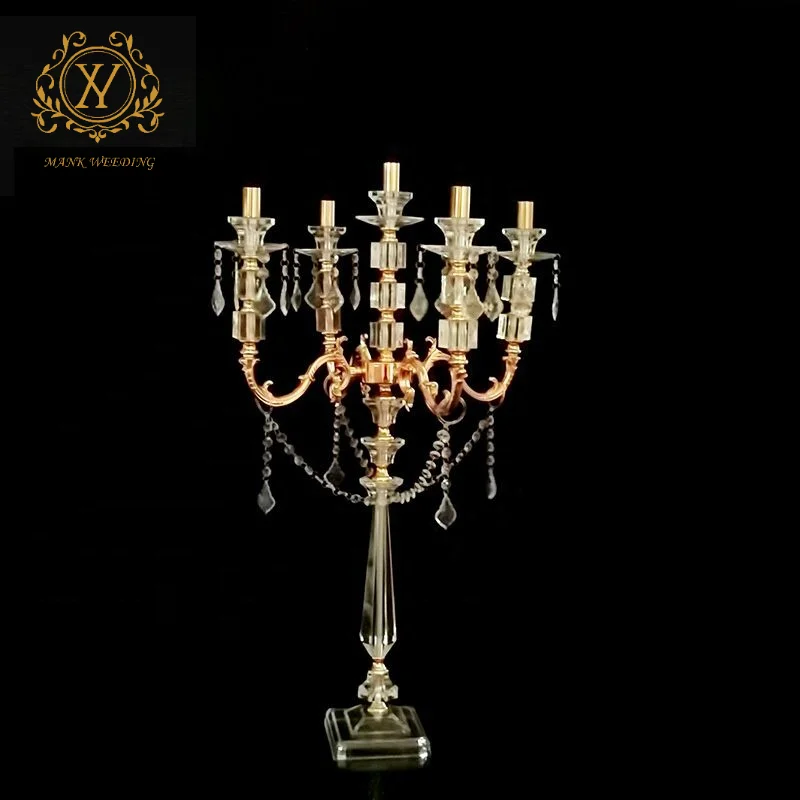 Retro Candelabras Electroplated Golden Crystal Candlestick Tall Metal Wedding Candle Holder for Party Decoration
