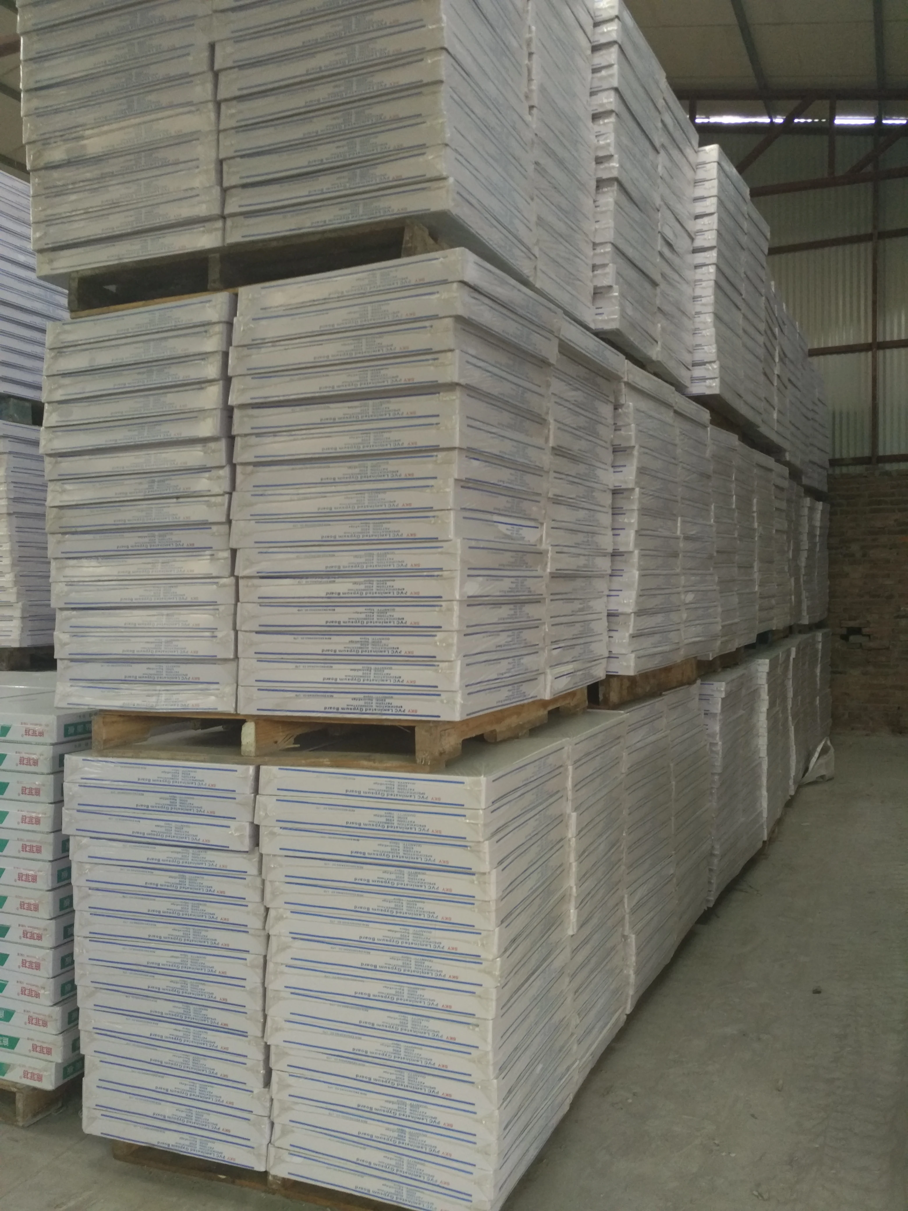 2x2 2x4 PVC LAMINATED GYPSUM CEILING TILES/BOARD/PANEL  AND ALUMINIUM FOIL BACKING