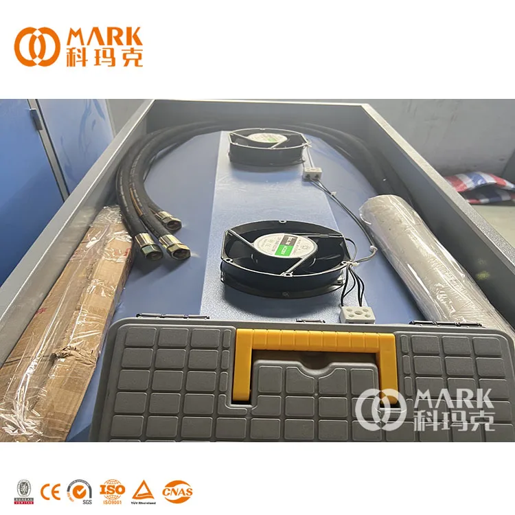 New Type Smart Semi Automatic PET Blow Molding Machine Plastic Bottles Machine Makers