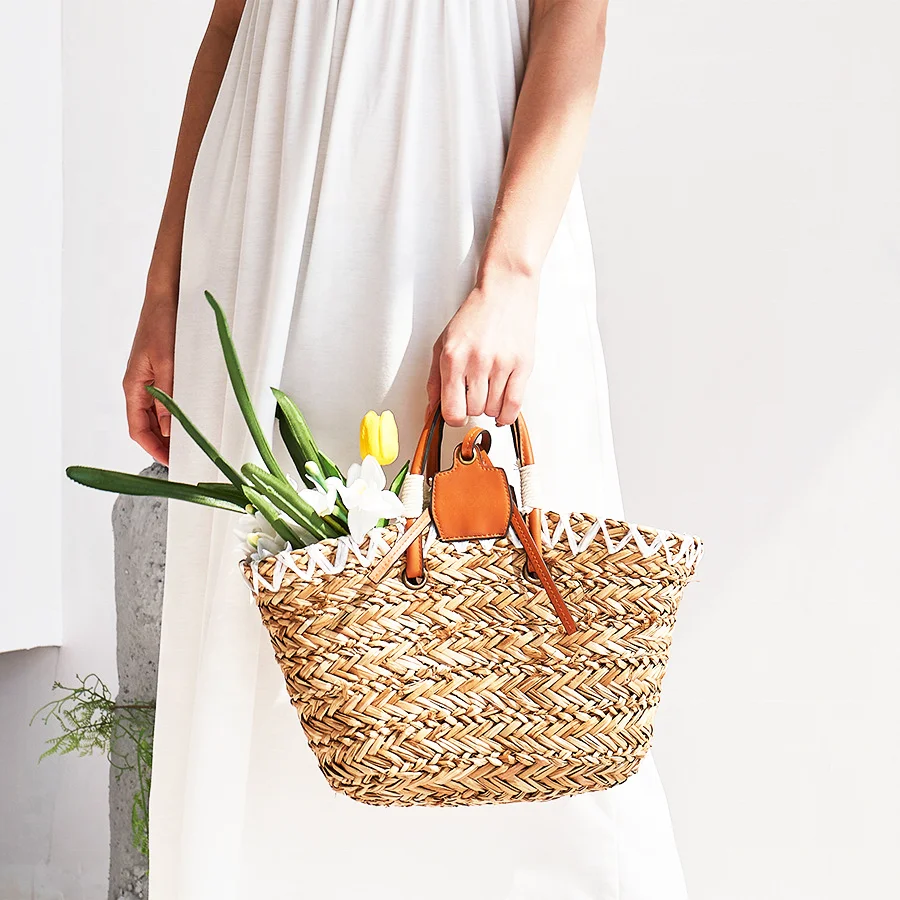 Summer New Popular Straw Woven Female Shopping Bag Cute Vacation Beach Basket Bag
