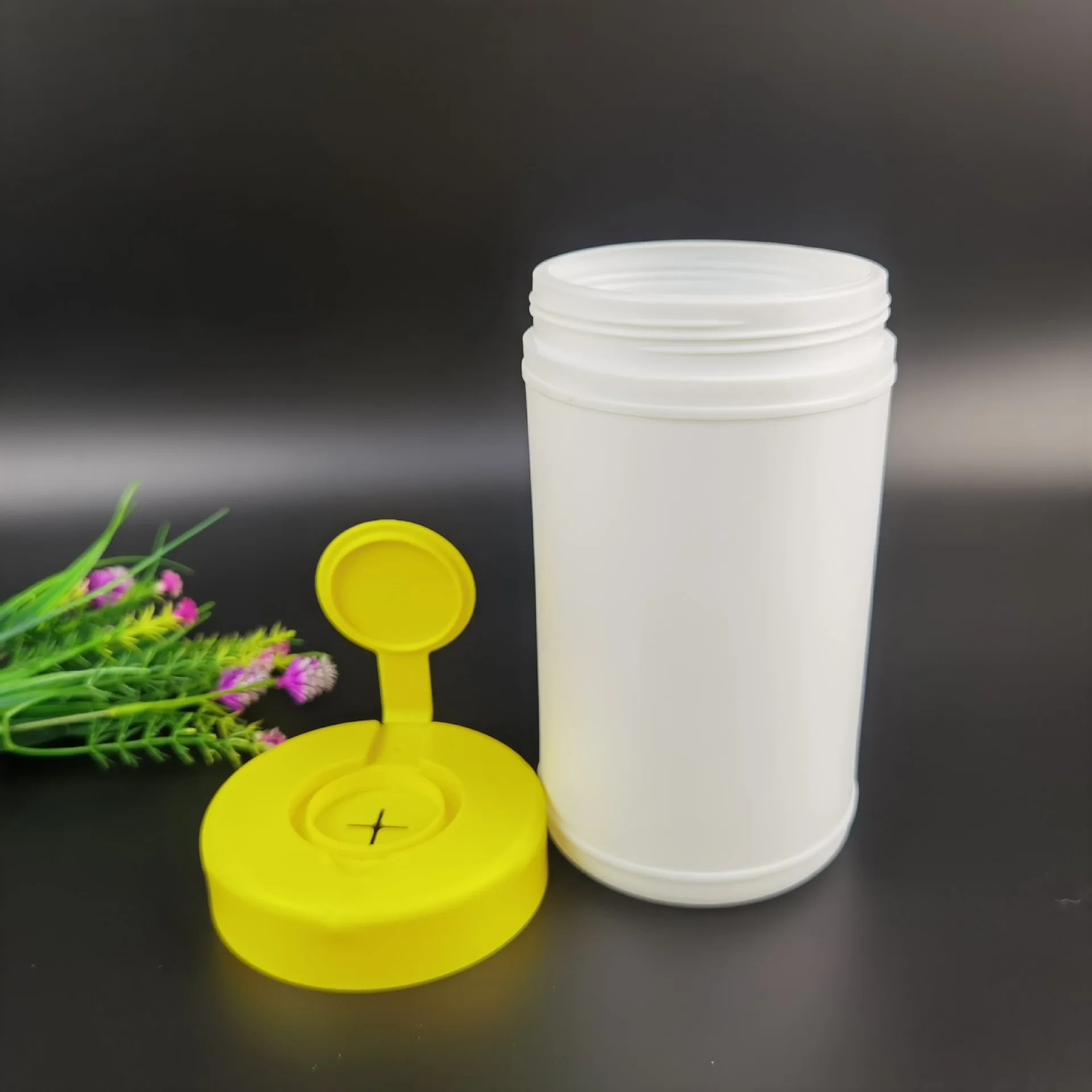 
oem customized plain 45g nonwoven dry wipes rolls in canister 