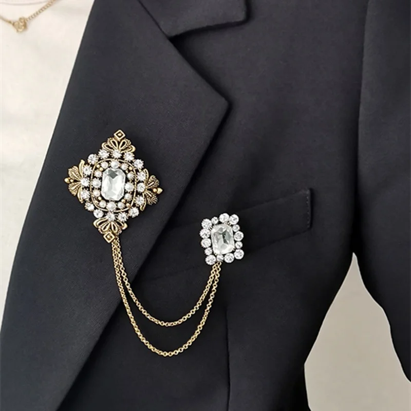 Wholesale Women Ladies Luxury Pearl Brooch Pin Custom Designer Broches Pins Brooches Famous Brands
