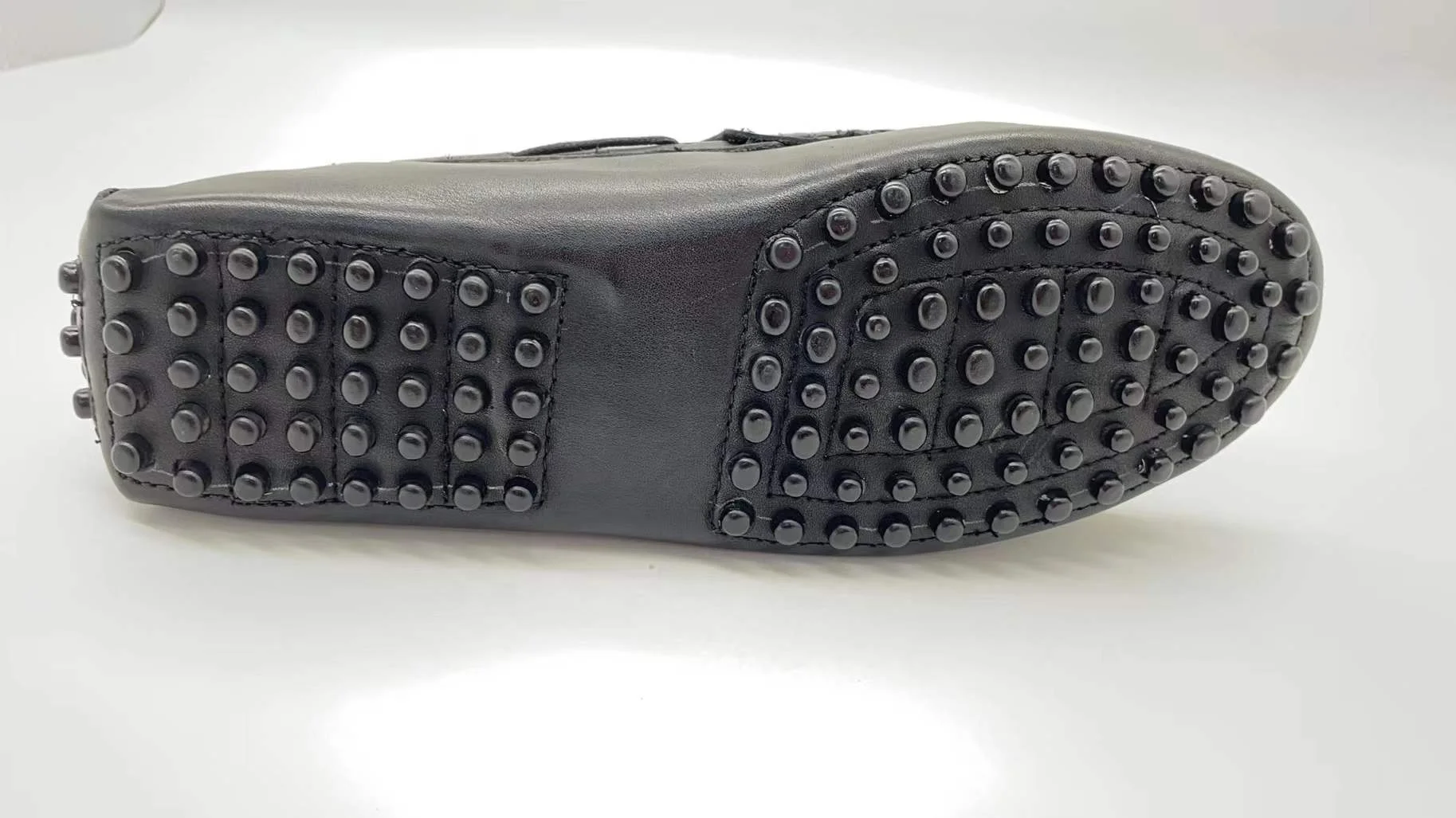 Wholesale Classic Soft Genuine Leather Loafers for Men