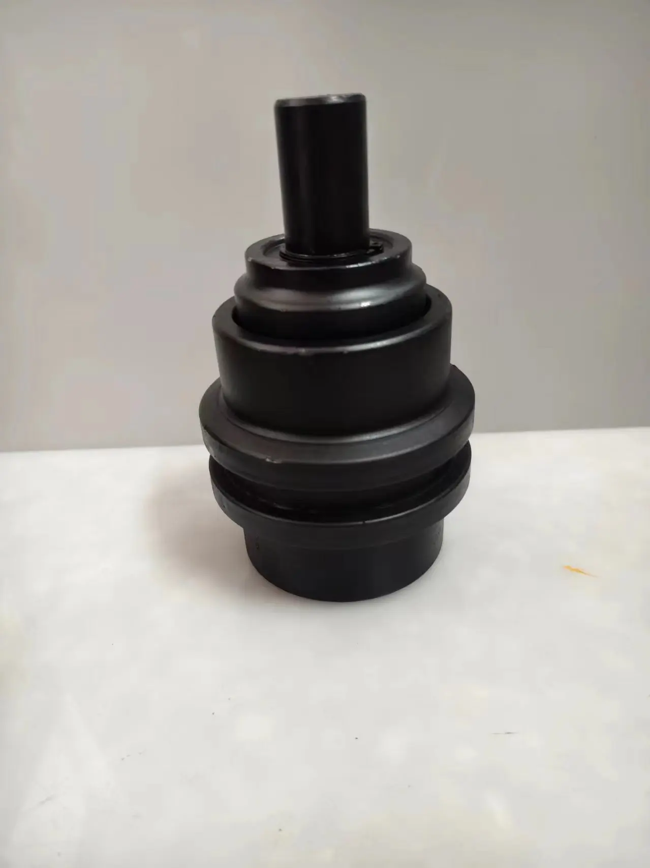 Construction Machinery Ex70 E307 E70B Excavator Undercarriage Parts Carrier Roller Top Roller