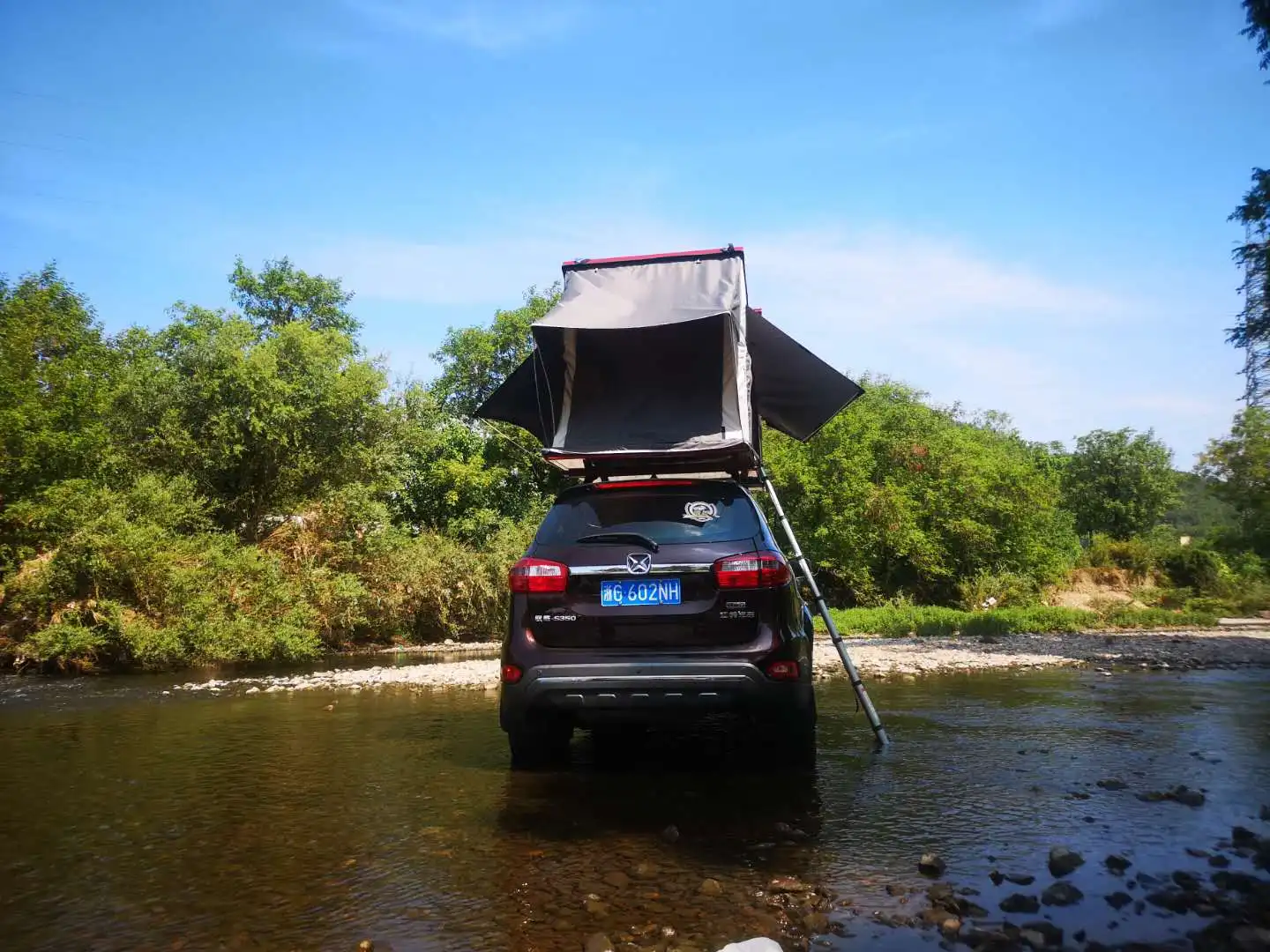 Quick Automatic Opening Factory Make Aluminium Shell Roof Top Tents Hard Toptent