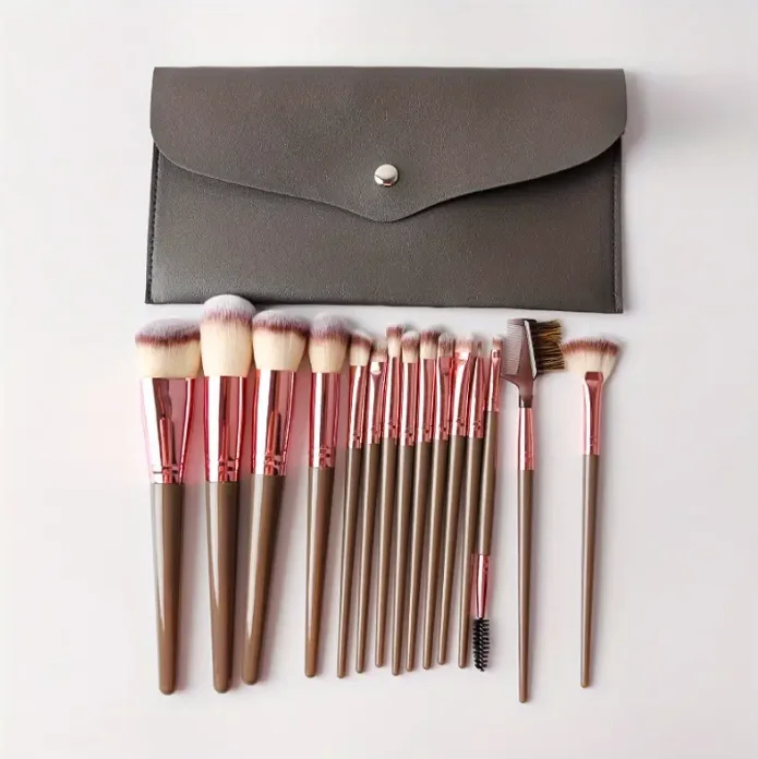 Foundation Eyelash Eyebrow Eyeshadow Brushes 15pcs Professional Makeup Brush Set With Bag