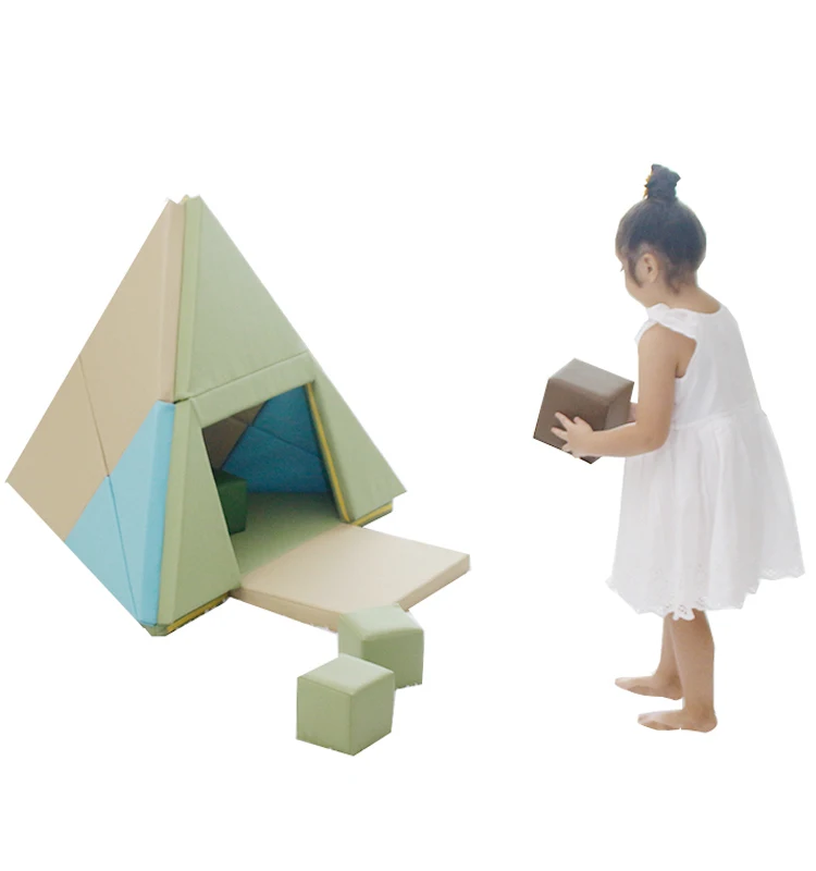 New Design Outdoor Folding Plush Play Mat for Kids Non-Toxic Baby Playground Mat