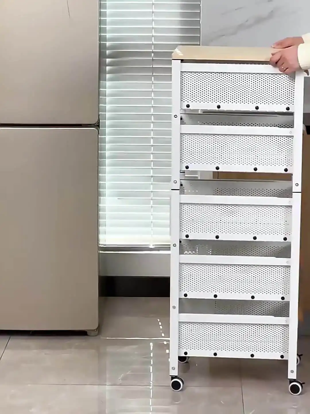 Multifunctional Strong Load Bearing Large Capacity Space Saving Carbon Steel Utility Trolley Cart Kitchen Organizer Storage Rack