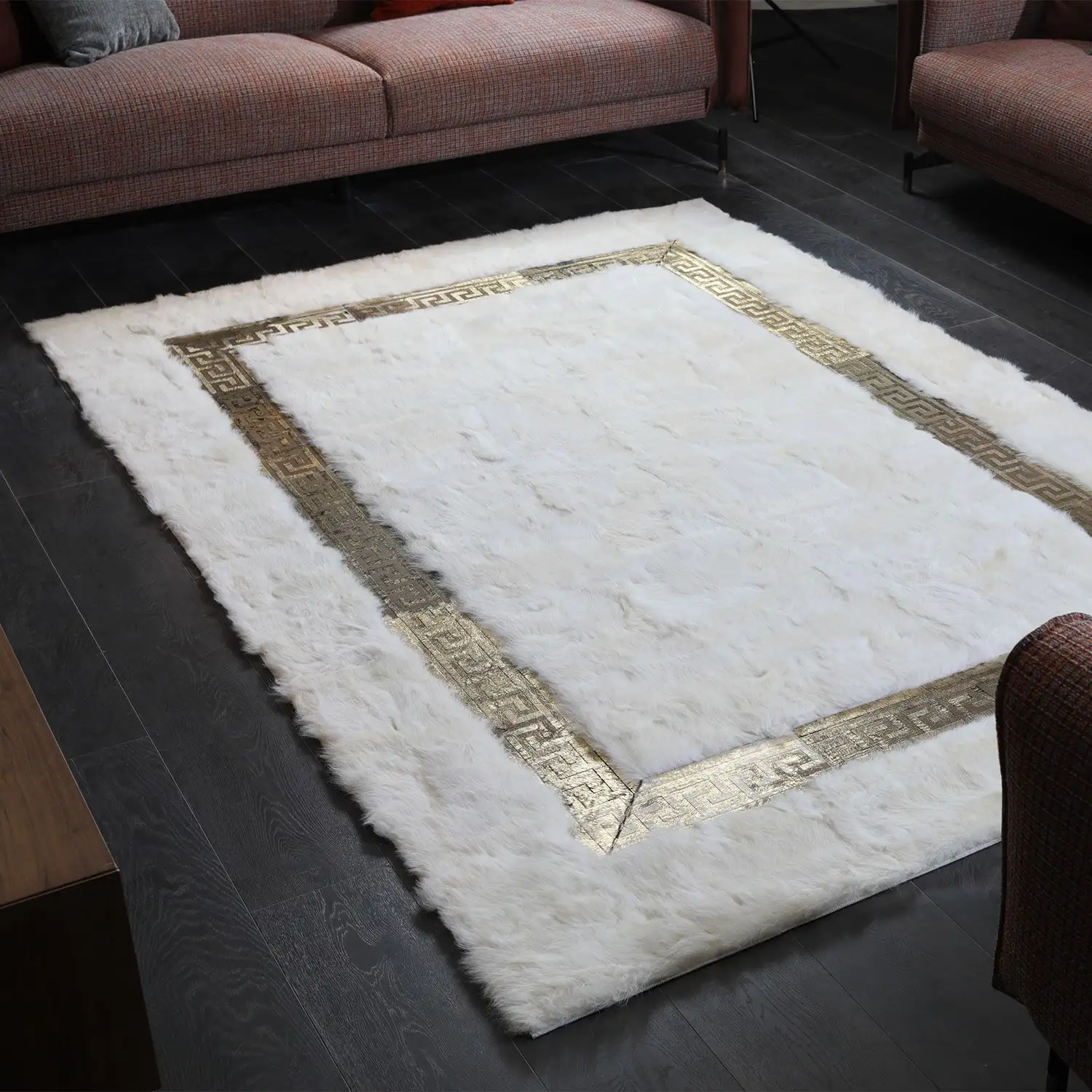 White Patchwork Sheepskin Faux Carpet Long Hair Patchwork Rabbit Fur Carpet