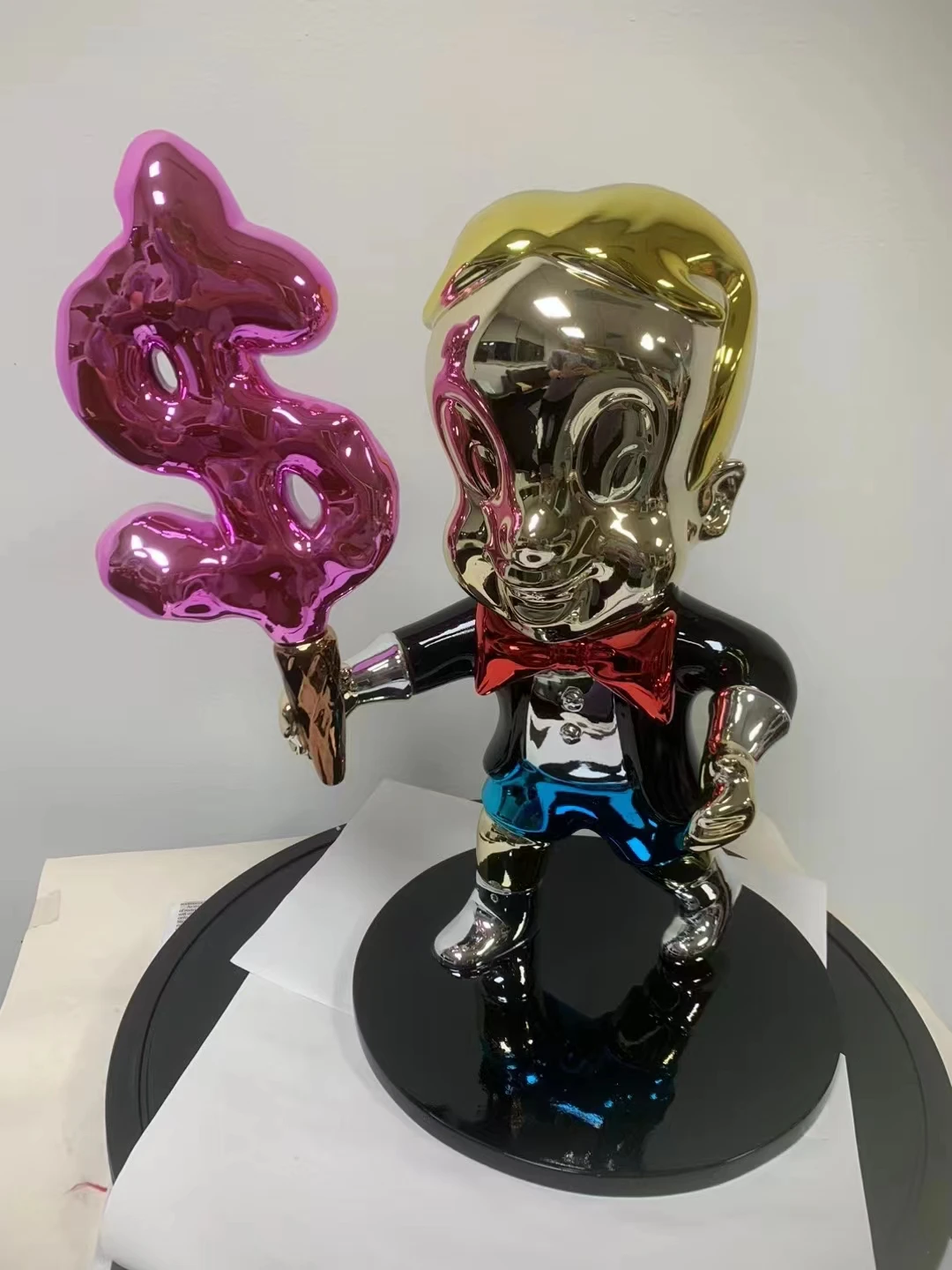 Factory hot selling cartoon Popeye statuindoor Decorative Fiberglass Monopoly Monopoly Sculptures Fiberglass Monopoly Statue