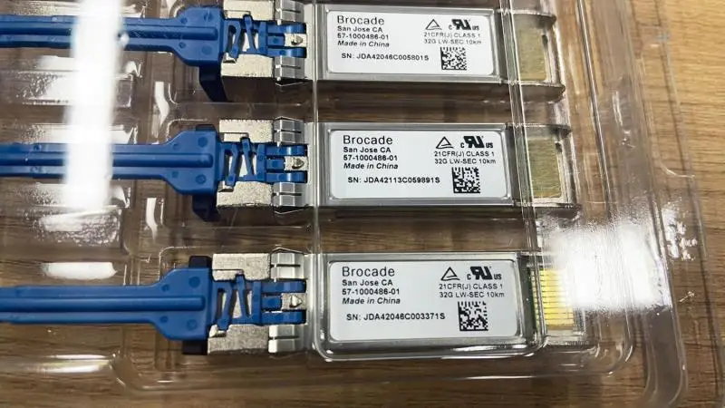 Communication Optical Brocade XBR-000439 32G FC LWL 10km SFP+ Optical Transceiver, 8-pack 57-1000486-01