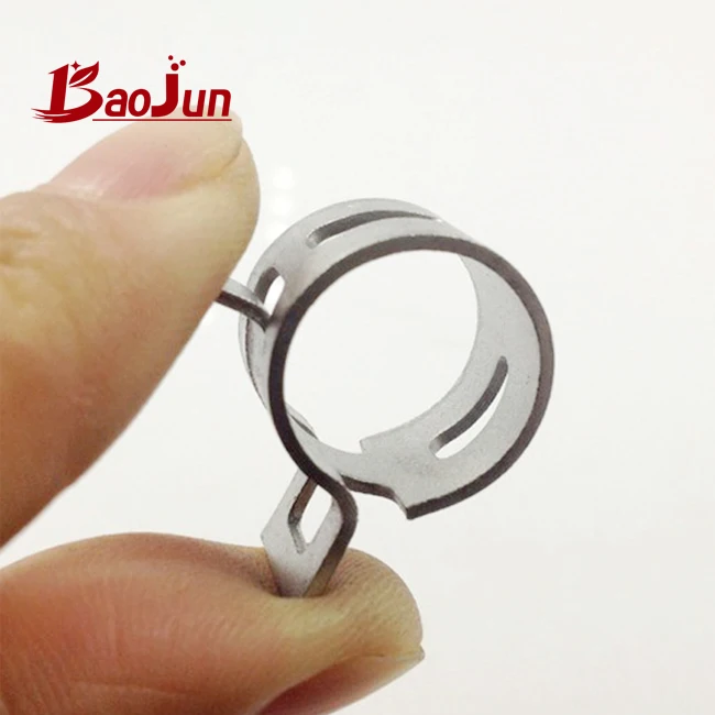 Constant tension spring band hose clamp