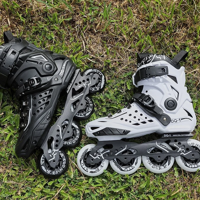 new technology  cheaper shipping cost LED 4 wheels inline roller quad skates