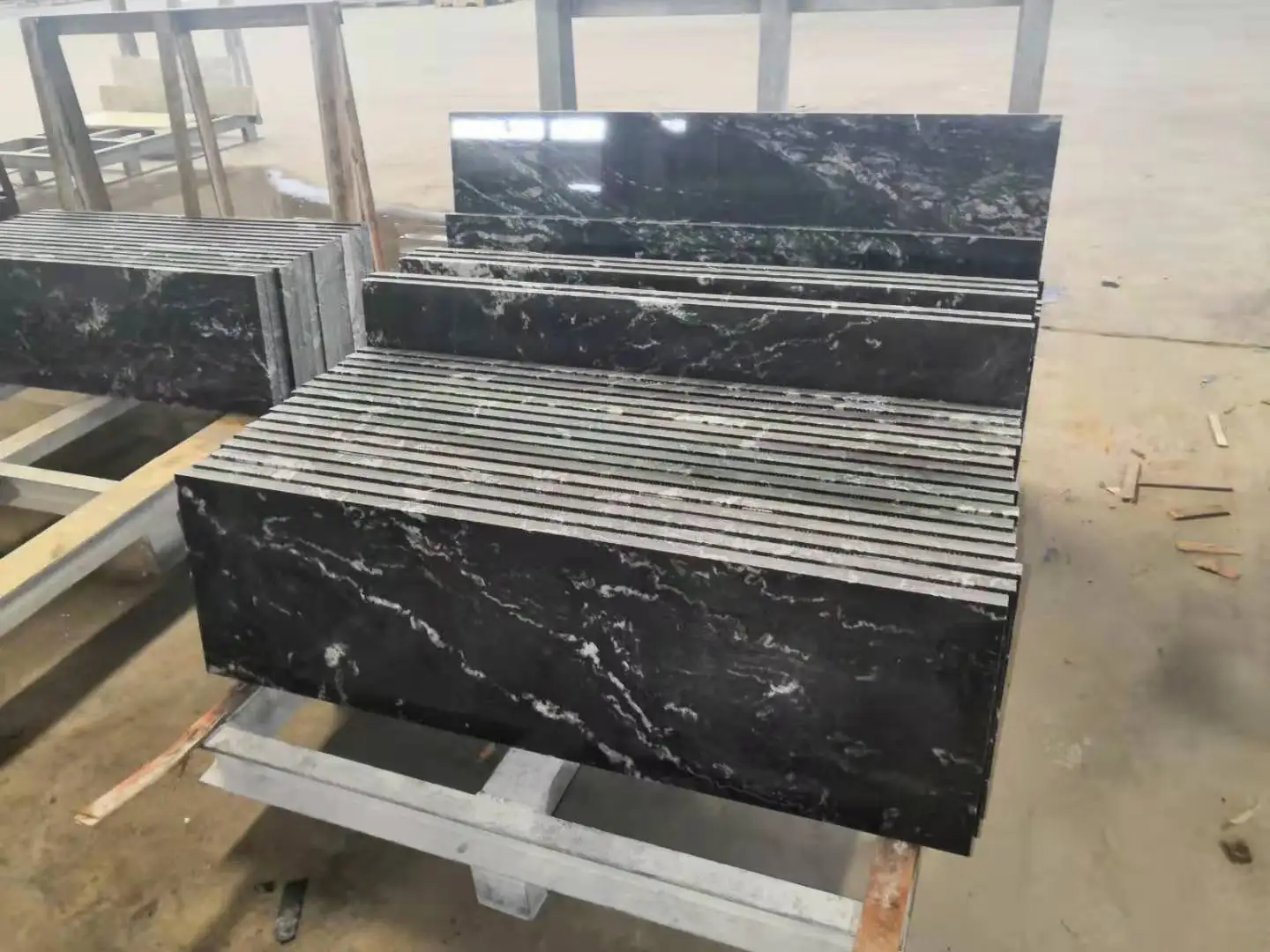 Polished Fantasy Nero Granite Black Granite with White Veins Stone Stairs Steps