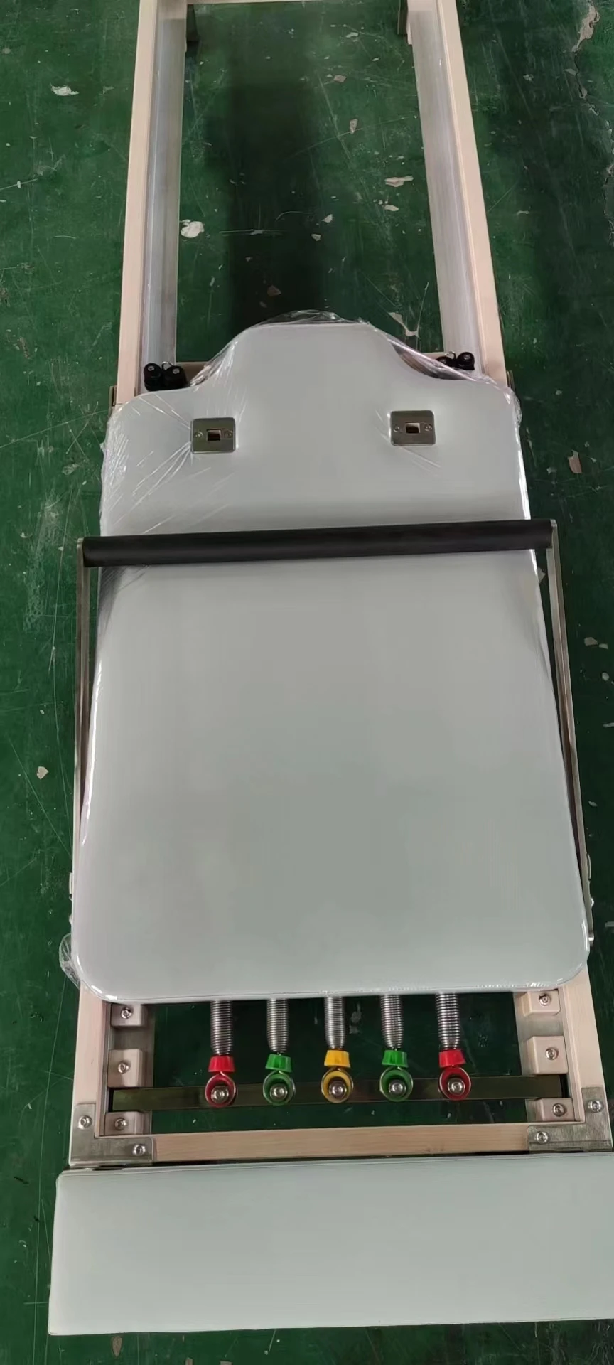 Folding Pilates Reformer Maple Wood Home Exercise Yoga Equipment Training Folding Bed Gym Yoga Studio Pilates Reformer