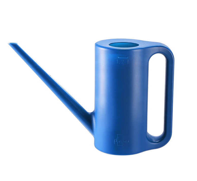 high quality large capacity plastic watering can hot sale portable gardening watering pot indoor outdoor garden tool