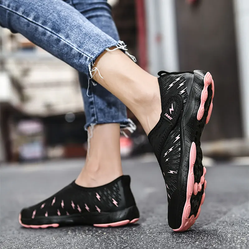 
Fast Dry Barefoot Beach Water Shoes Slip Mesh Fabric Breathable Aqua Shoes Low Cut Black pink River Ocean upstream shoes 