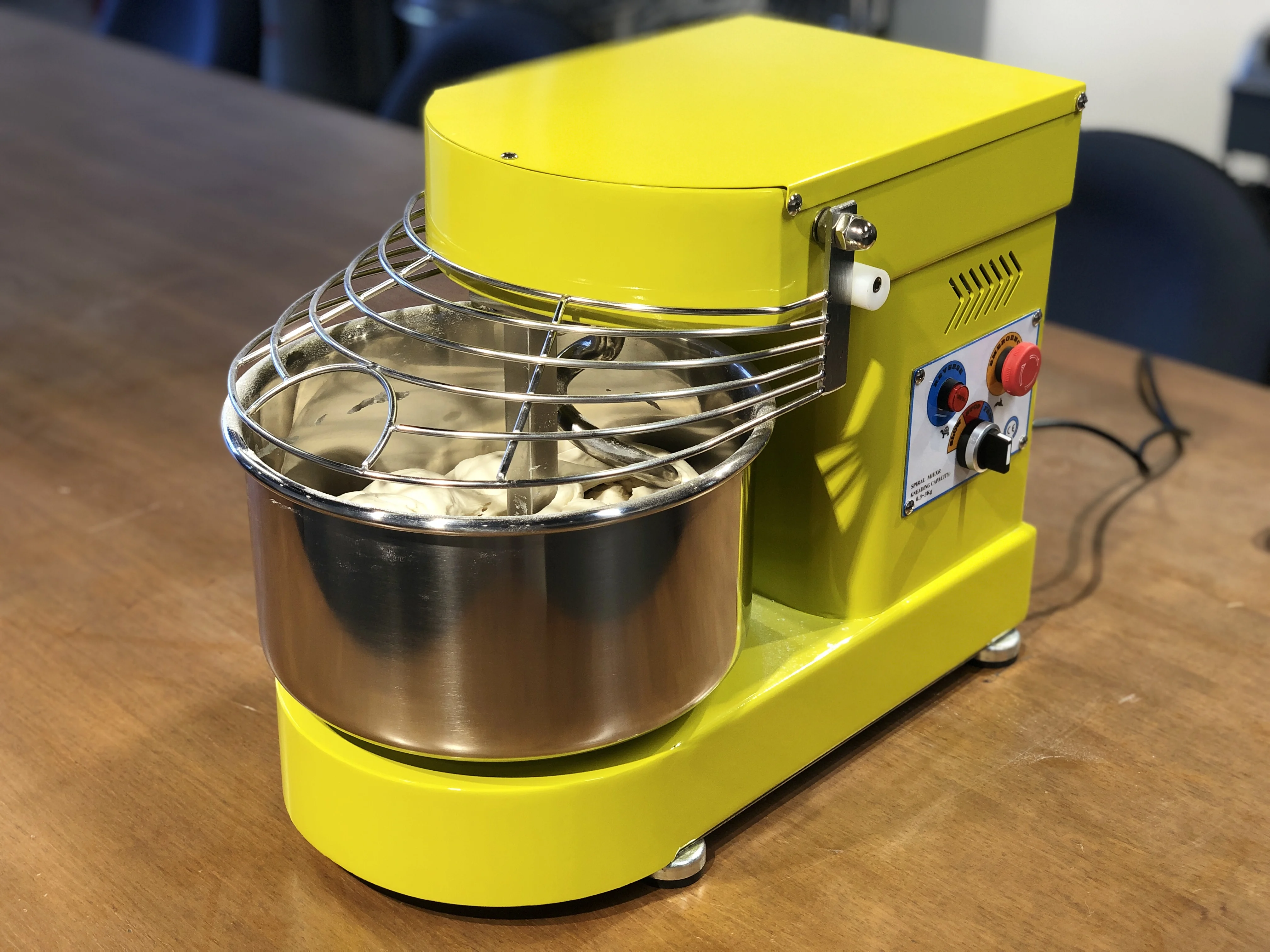 7L dough mixer (1)