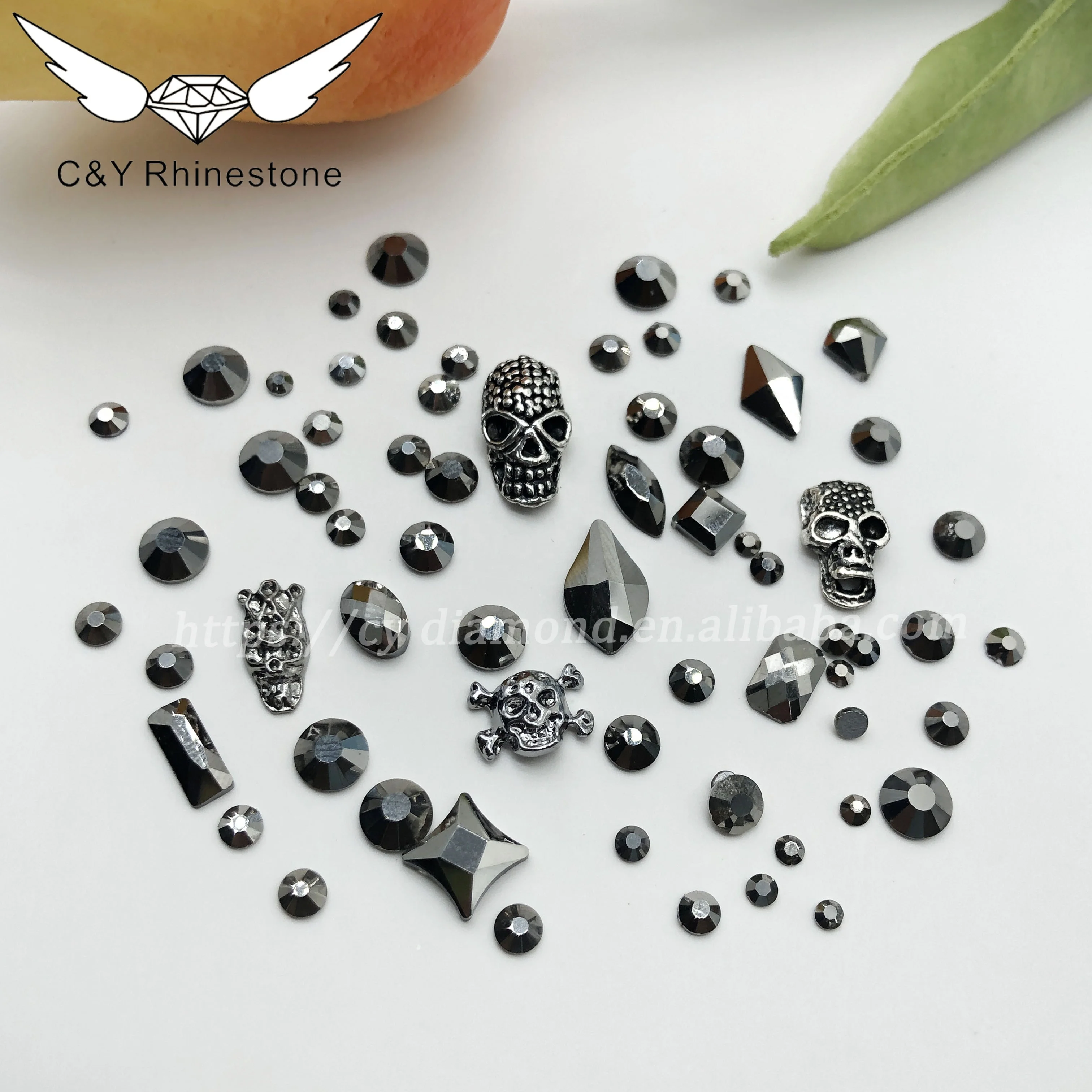 CY Halloween 3D Sliver Gold Metal Nail Design Accessories Skull Hand Nail Art Rhinestone