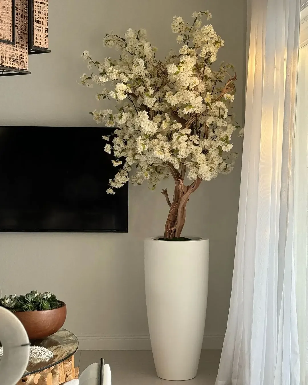 Tik Tok YouTube Instagram Latest Hot Sale Custom Made Pink White Artificial Cherry Blossom Tree For Home Indoor Decor