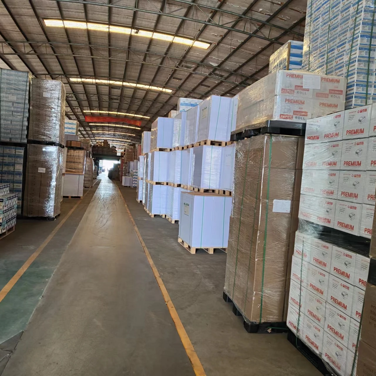 china factory price thermal receipt paper roll 57x50mm Coreless