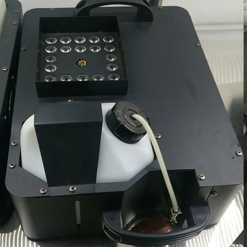 Unique Design 18x3w Tricolor LEDs Colorful Dj Smoke Effect Fog Smoke Machine 1500w Led up Fog Machine