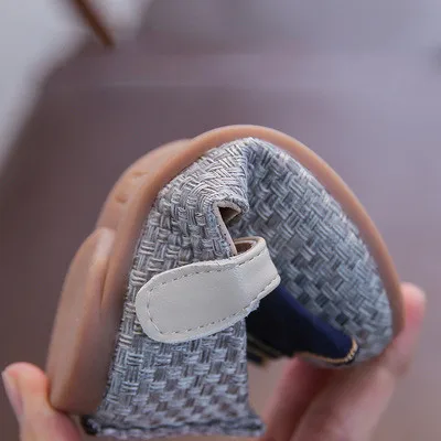 Кожаные туфли для девочек, Новинка весна-осень, детская обувь в Корейском стиле с мягкой подошвой и квадратным носком, модные туфли принцессы с бантом