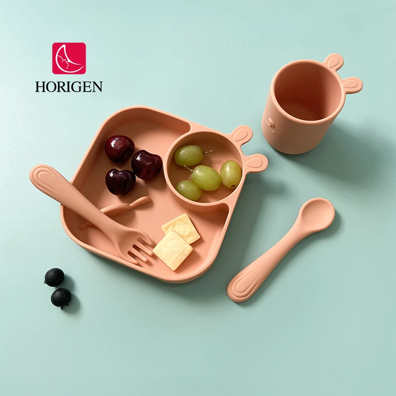 baby Feeding Supplies Toddler Waterproof Bib Silicone Plate Spoon and Bowl BPA free Silicone Baby Feeding Set