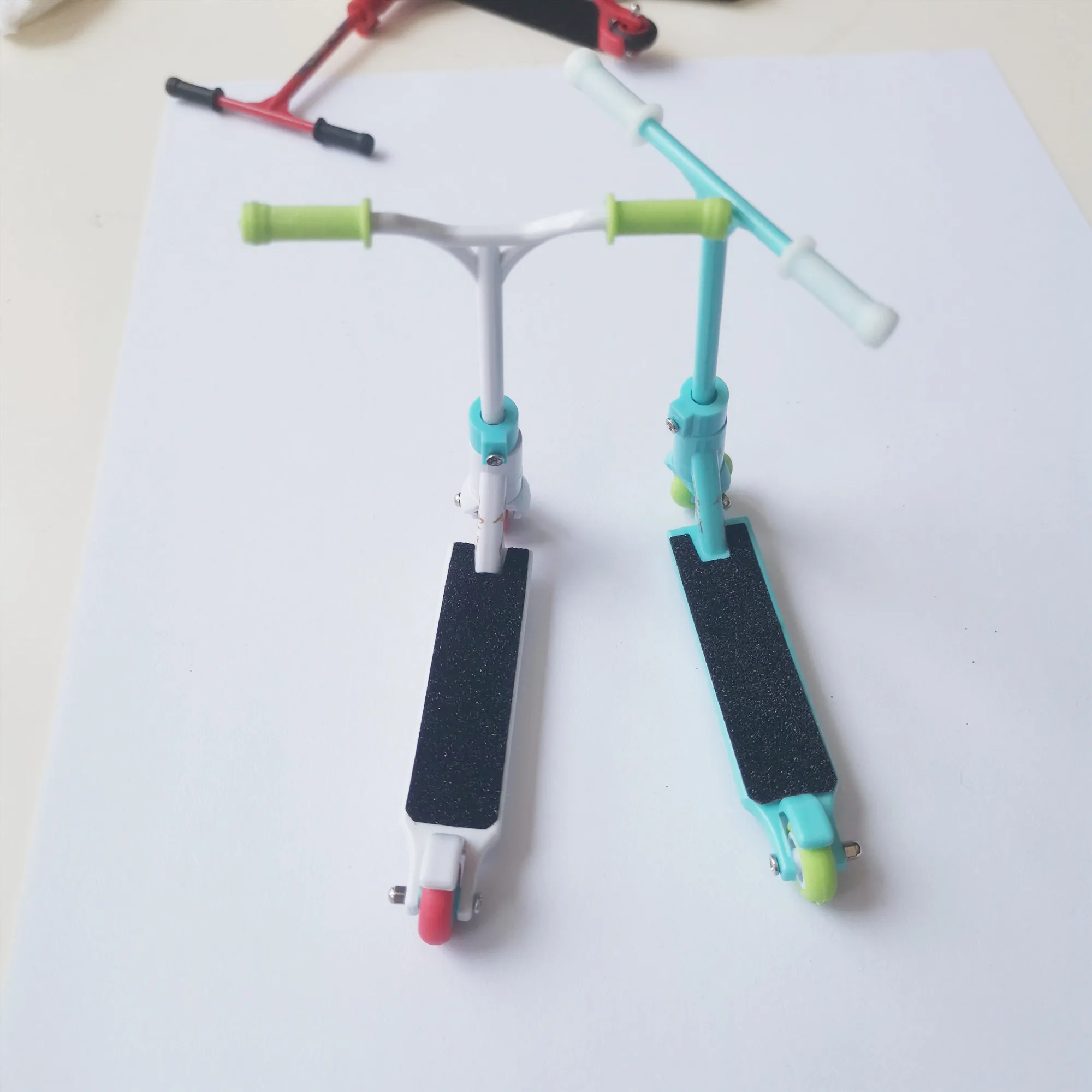 New Mini finger scooter toys