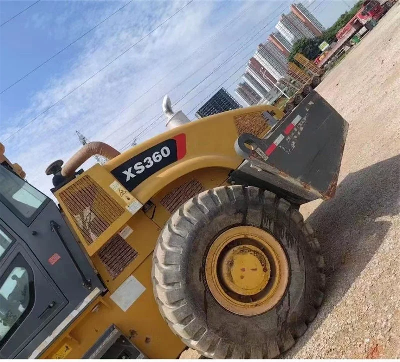 33TON USED VIBRATING COMPACTOR XS33 HYDRAULIC USED SOIL COMPACTOR XS263J XS223J USED ROLLER COMPACTOR FOR SALE